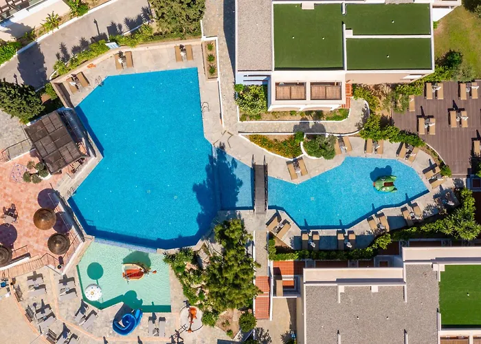 Отель Porto Angeli