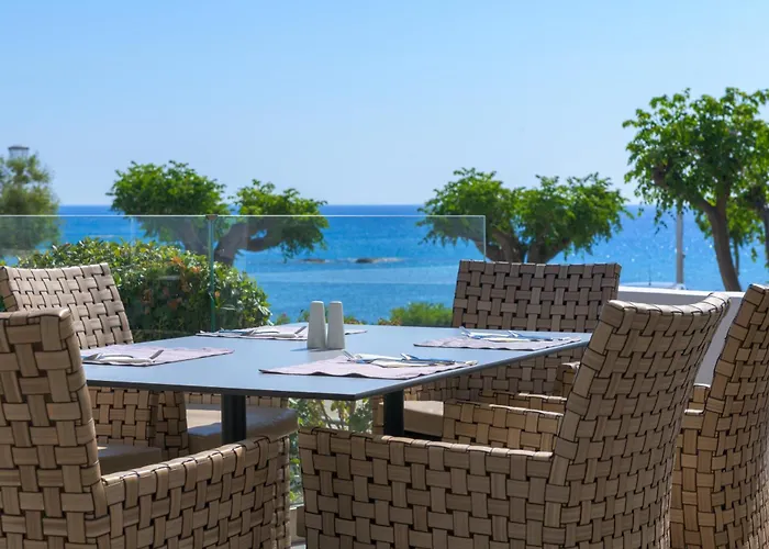 Porto Angeli Отель