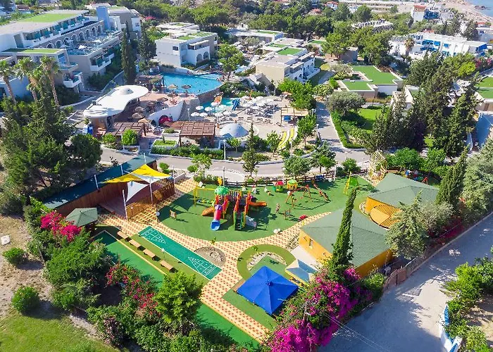 Отель Porto Angeli